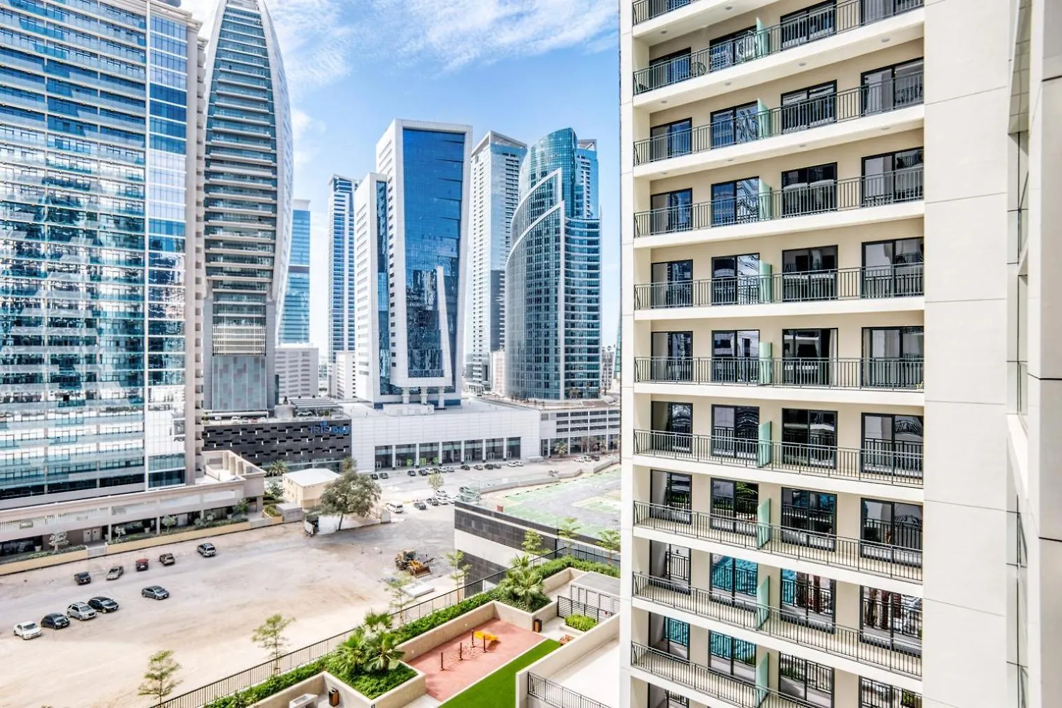 Blueground Zada Tower Elevator Pool Gym Dxb-1289 Apartment Dubai